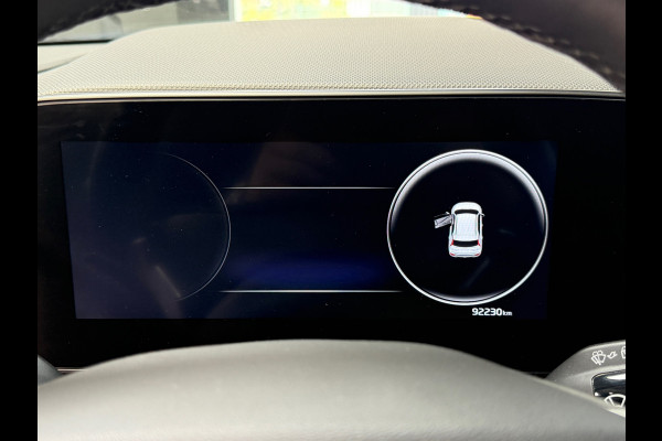 Kia Niro 1.6 GDi Hybrid DynamicLine | Widescreen | camera | 1/2 Leder | Stoel en stuurverwarwing