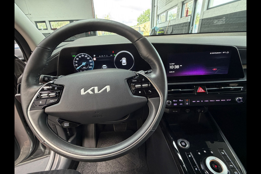 Kia Niro 1.6 GDi Hybrid DynamicLine | Widescreen | camera | 1/2 Leder | Stoel en stuurverwarwing