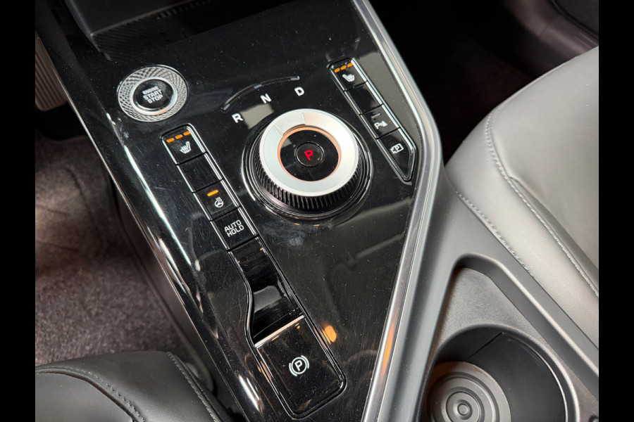 Kia Niro 1.6 GDi Hybrid DynamicLine | Widescreen | camera | 1/2 Leder | Stoel en stuurverwarwing