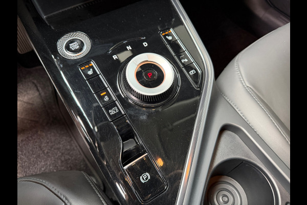 Kia Niro 1.6 GDi Hybrid DynamicLine | Widescreen | camera | 1/2 Leder | Stoel en stuurverwarwing