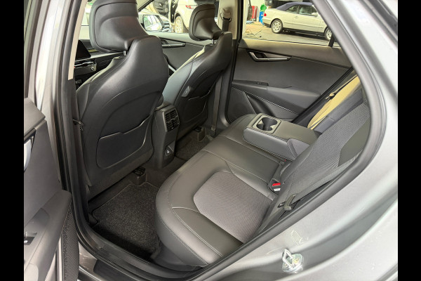 Kia Niro 1.6 GDi Hybrid DynamicLine | Widescreen | camera | 1/2 Leder | Stoel en stuurverwarwing