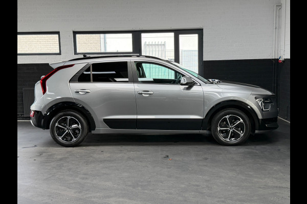 Kia Niro 1.6 GDi Hybrid DynamicLine | Widescreen | camera | 1/2 Leder | Stoel en stuurverwarwing