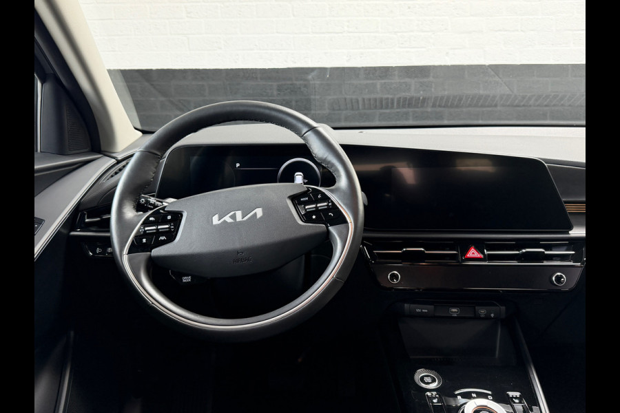 Kia Niro 1.6 GDi Hybrid DynamicLine | Widescreen | camera | 1/2 Leder | Stoel en stuurverwarwing