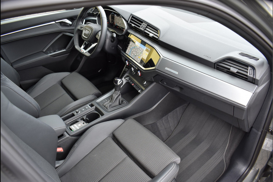Audi Q3 Sportback 45 TFSI e S-Line 245 Pk Pano Navi Leder Keyless Apple Carplay 21 Inch