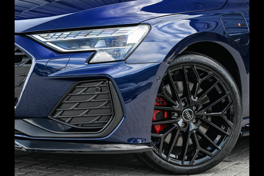 Audi A3 Sportback 45 TFSI e S edition Competition | Panoramadak | 5 jr Garantie | HUD | Sonos Sound | Camera | Ambiance interieur | Active Cruise | S-Seats + Memory | Stoelverwarming | Keyless |