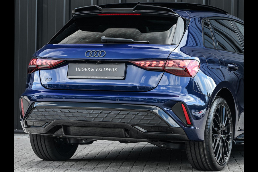 Audi A3 Sportback 45 TFSI e S edition Competition | Panoramadak | 5 jr Garantie | HUD | Sonos Sound | Camera | Ambiance interieur | Active Cruise | S-Seats + Memory | Stoelverwarming | Keyless |