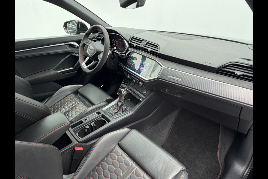 Audi Q3 Sportback TFSI RS Pano.dak Carplay Pano.dak Trekhaak Sportzetels 21Inch