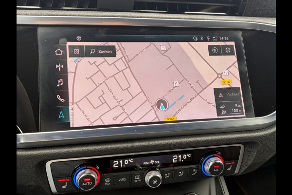 Audi Q3 Sportback TFSI RS Pano.dak Carplay Pano.dak Trekhaak Sportzetels 21Inch