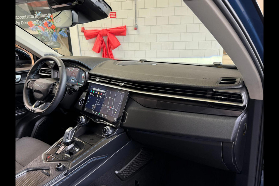 Lynk & Co 01 1.5 261PK Plug-in Hybrid, Pano, 360 Camera ,Apple Carplay