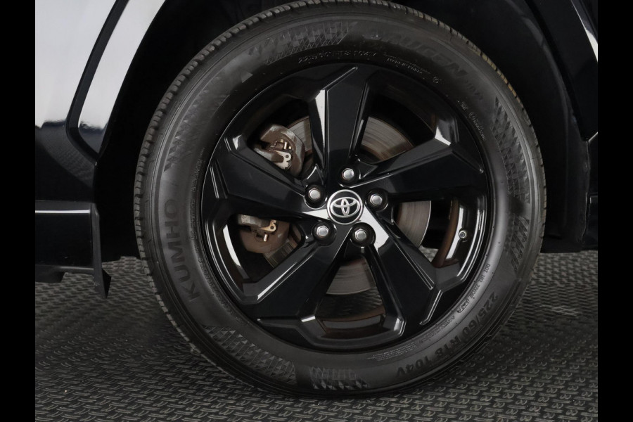 Toyota RAV4 2.0 VVT-iE Black Luxury | 360° Camera | Trekhaak | Dodehoek detectie | 1500 KG trekgewicht |