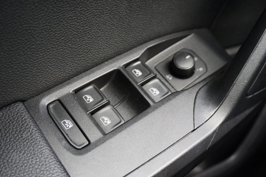 Seat Ibiza 1.0 TSI FR Business Intense/Leer-Alcantara/Carplay /Led!