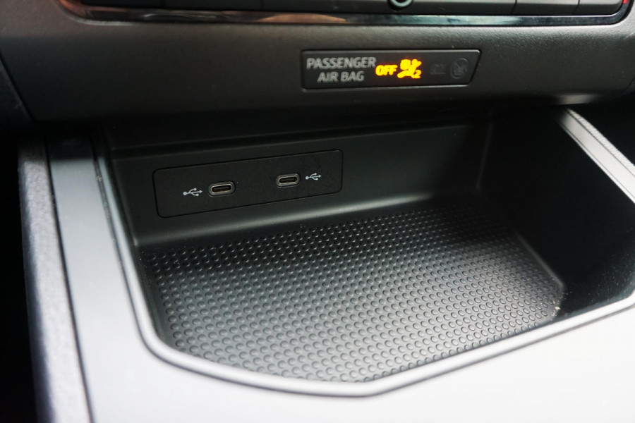 Seat Ibiza 1.0 TSI FR Business Intense/Leer-Alcantara/Carplay /Led!