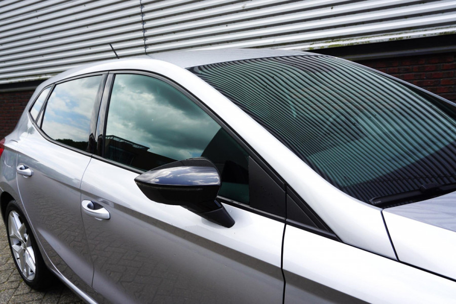 Seat Ibiza 1.0 TSI FR Business Intense/Leer-Alcantara/Carplay /Led!