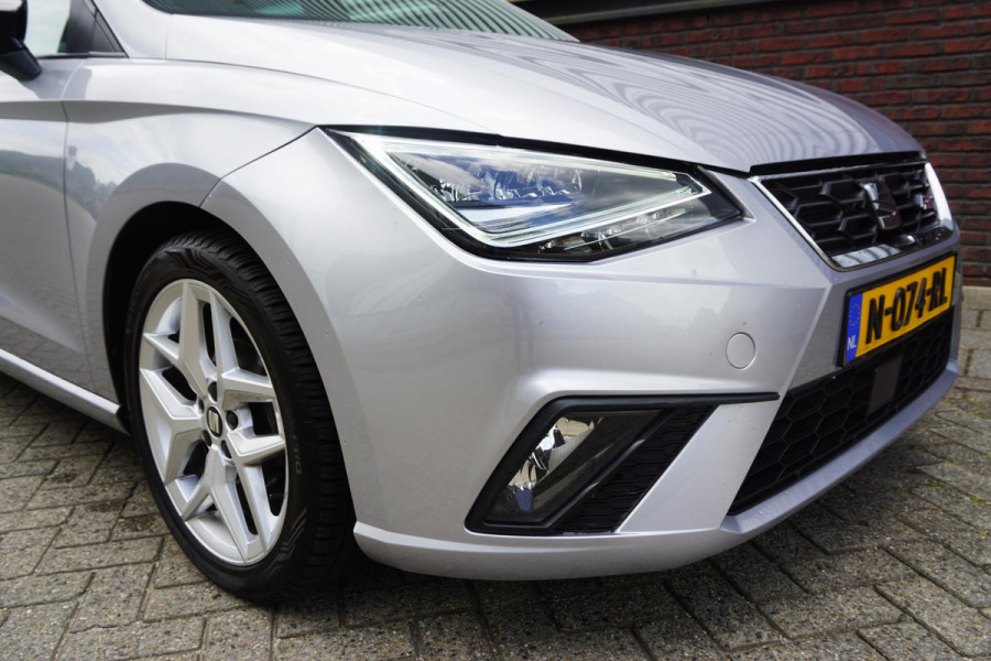Seat Ibiza 1.0 TSI FR Business Intense/Leer-Alcantara/Carplay /Led!