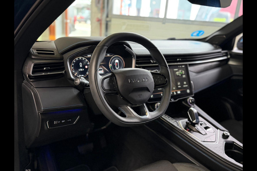Lynk & Co 01 1.5 261PK Plug-in Hybrid,1 Jaar Bovag Garantie, Pano, Zwarte Hemel, 360 Camera ,Apple Carplay