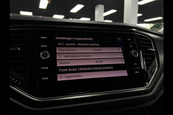 Volkswagen T-Roc 1.0 TSI | ACC | PDC | Camera | Elektr.koffer