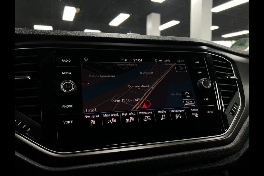 Volkswagen T-Roc 1.0 TSI | ACC | PDC | Camera | Elektr.koffer