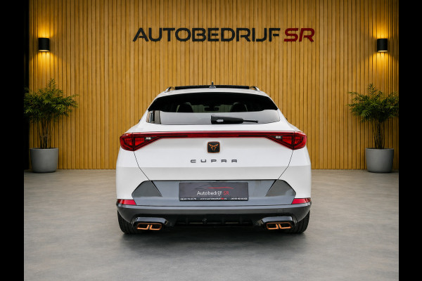 CUPRA Formentor 1.4 e-Hybrid VZ Performance Pano! 360'Camera Trekhaak! Eleck Kofferbak Sfeerverlichting Stoelverwarming Nette Auto