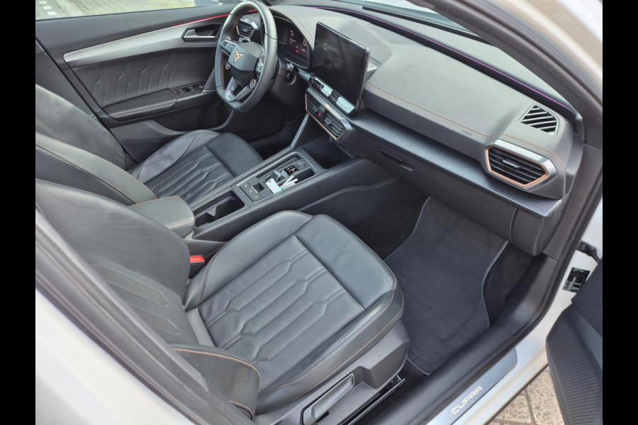 CUPRA Formentor 1.4 e-Hybrid VZ Performance Pano! 360'Camera Trekhaak! Eleck Kofferbak Sfeerverlichting Stoelverwarming Nette Auto