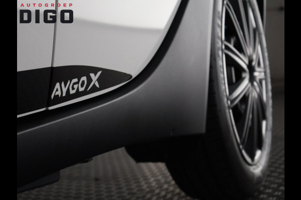 Toyota Aygo X 1.0 VVT-i MT Play Sport | Apple Carplay & AndroidAUTO | Airco | Camera | Privacy Glass |