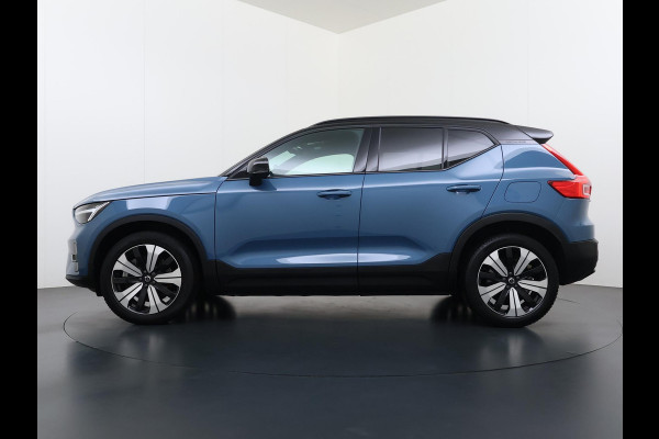 Volvo XC40 Ultimate Recharge Pure 360 CAMERA | PANORAMADAK | ELEKTRISCHE TREKHAAK | STOEL- & STUURVERWARMING | ACHTERUITRIJCAMERA | ELEKTRISCHE ACHTERKLEP | HARMAN KARDON AUDIO | ZEER COMPLEET | ALL-IN PRIJS INCL. 12 MAANDEN BOVAG GARANTIE