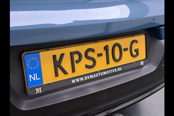 Volvo XC40 Ultimate Recharge Pure 360 CAMERA | PANORAMADAK | ELEKTRISCHE TREKHAAK | STOEL- & STUURVERWARMING | ACHTERUITRIJCAMERA | ELEKTRISCHE ACHTERKLEP | HARMAN KARDON AUDIO | ZEER COMPLEET | ALL-IN PRIJS INCL. 12 MAANDEN BOVAG GARANTIE