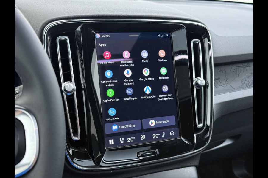 Volvo XC40 Ultimate Recharge Pure 360 CAMERA | PANORAMADAK | ELEKTRISCHE TREKHAAK | STOEL- & STUURVERWARMING | ACHTERUITRIJCAMERA | ELEKTRISCHE ACHTERKLEP | HARMAN KARDON AUDIO | ZEER COMPLEET | ALL-IN PRIJS INCL. 12 MAANDEN BOVAG GARANTIE