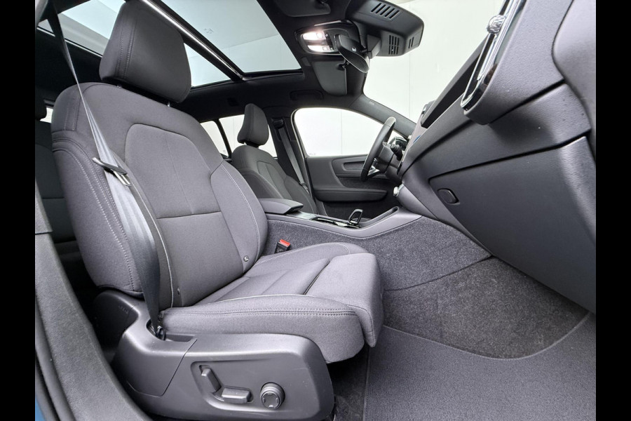 Volvo XC40 Ultimate Recharge Pure 360 CAMERA | PANORAMADAK | ELEKTRISCHE TREKHAAK | STOEL- & STUURVERWARMING | ACHTERUITRIJCAMERA | ELEKTRISCHE ACHTERKLEP | HARMAN KARDON AUDIO | ZEER COMPLEET | ALL-IN PRIJS INCL. 12 MAANDEN BOVAG GARANTIE