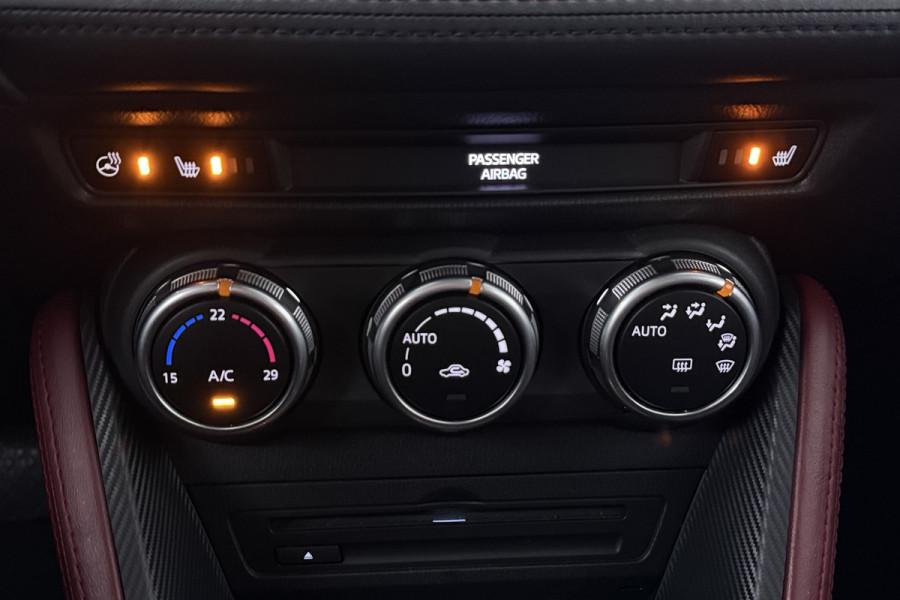 Mazda CX-3 2.0 SkyActiv-G 120 GT-M (TREKHAAK, CAMERA, STOEL/STUURVERWARMING, NAVIGATIE, SENSOREN, TREKHAAK, CRUISE ADAPTIEF)