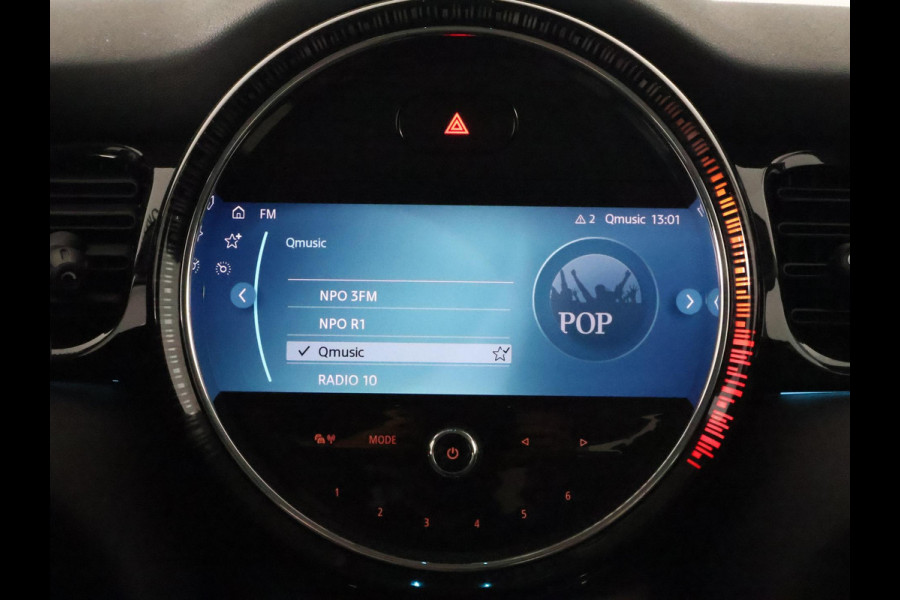 MINI 3-deurs 1.5 Cooper Sports 1499 GT PACK Automaat | Apple Carplay & AndroidAUTO | Parkeersensoren | 1e eigenaar |