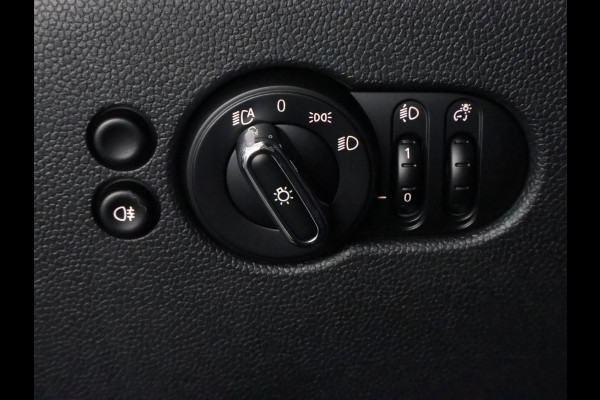 MINI 3-deurs 1.5 Cooper Sports 1499 GT PACK Automaat | Apple Carplay & AndroidAUTO | Parkeersensoren | 1e eigenaar |