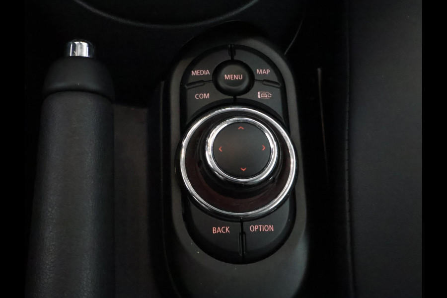 MINI 3-deurs 1.5 Cooper Sports 1499 GT PACK Automaat | Apple Carplay & AndroidAUTO | Parkeersensoren | 1e eigenaar |