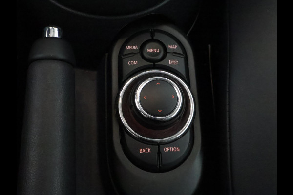 MINI 3-deurs 1.5 Cooper Sports 1499 GT PACK Automaat | Apple Carplay & AndroidAUTO | Parkeersensoren | 1e eigenaar |