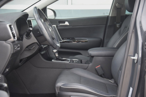 Kia Sportage 1.6 T-GDI Black Edition LEDEREN BEKLEDING/PANORAMADAK/VOORSTOELEN VERWARMD
