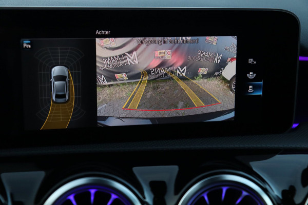 Mercedes-Benz A-Klasse A250 AMG 4Matic / PANO / CAMERA / KEYLESS / DODEHOEK / STOELVERW