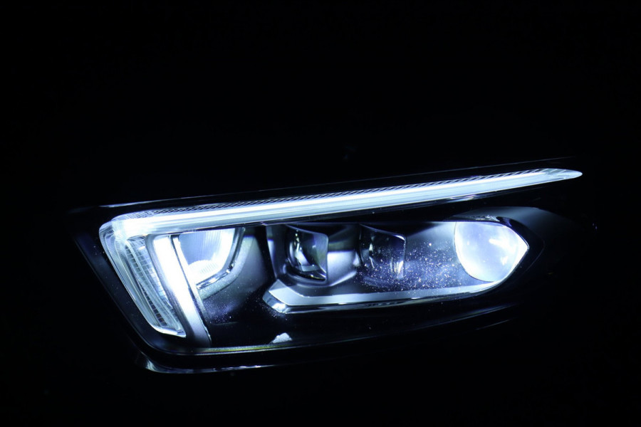 Mercedes-Benz A-Klasse A250 AMG 4Matic / PANO / CAMERA / KEYLESS / DODEHOEK / STOELVERW