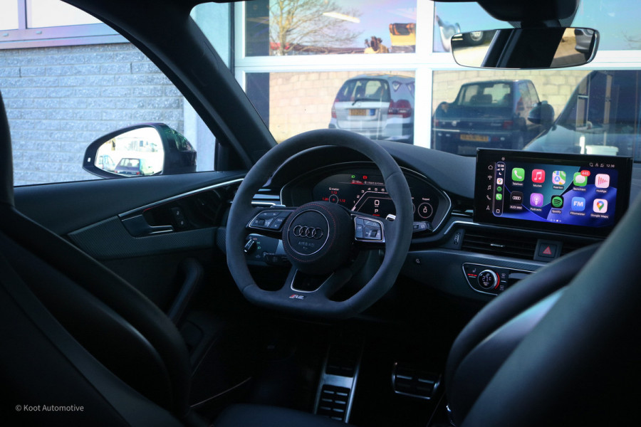 Audi RS4 Avant 2.9 TFSI Quattro | Stage 2 | Miltek | Pano | B&O | Matrix | Massage.