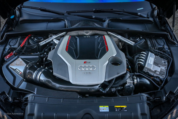 Audi RS4 Avant 2.9 TFSI Quattro | Stage 2 | Miltek | Pano | B&O | Matrix | Massage.