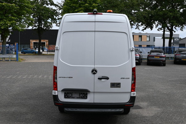 Mercedes-Benz Sprinter 315 CDI L2H2 RWD Werkplaats inrichting, Geveerde stoel, Camera