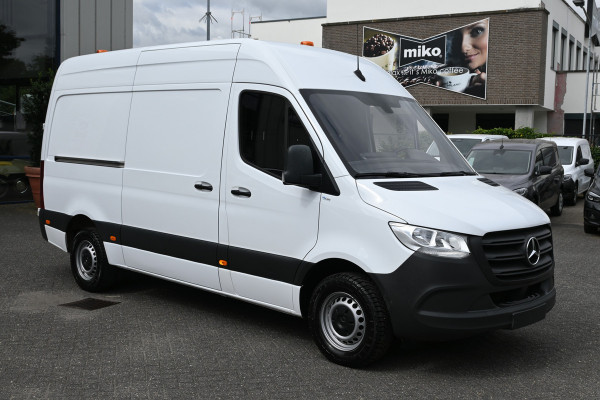 Mercedes-Benz Sprinter 315 CDI L2H2 RWD Werkplaats inrichting, Geveerde stoel, Camera