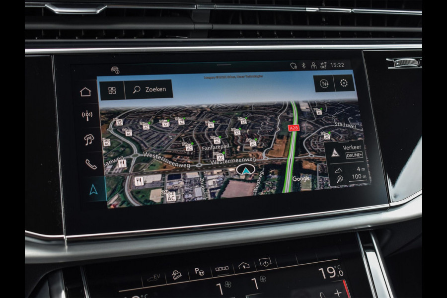 Audi Q8 55 TFSI e quattro Pro Line S Memory seats | 360 Camera | Keyless | Soft close | Adaptive cruise | Panoramadak | B&O sound | Achterbank verwarmd | Ambiance interieur | El. trekhaak