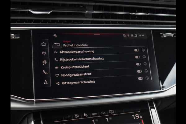 Audi Q8 55 TFSI e quattro Pro Line S Memory seats | 360 Camera | Keyless | Soft close | Adaptive cruise | Panoramadak | B&O sound | Achterbank verwarmd | Ambiance interieur | El. trekhaak