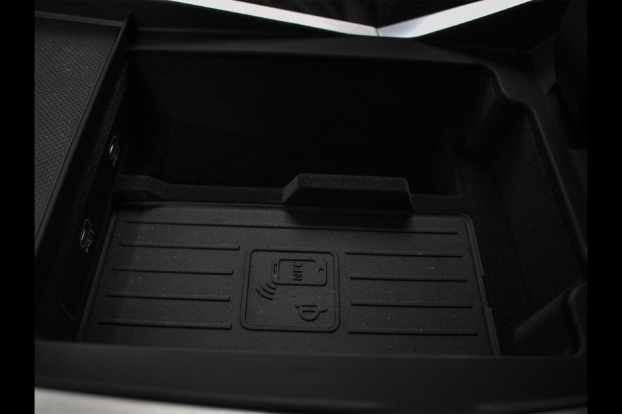 Audi Q8 55 TFSI e quattro Pro Line S Memory seats | 360 Camera | Keyless | Soft close | Adaptive cruise | Panoramadak | B&O sound | Achterbank verwarmd | Ambiance interieur | El. trekhaak