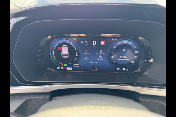 Ford Tourneo Connect 1.5 EcoBoost PHEV L2 Limited 150pk  | 116km WLTP range Elektrisch |  AGR Stoelen | Winterpack | 7 persoons | Adaptieve cruise | Achteruitrijcamera | Navigatiesysteem | All Weather banden | Verlengde fabrieksgarantie tot 12-2029