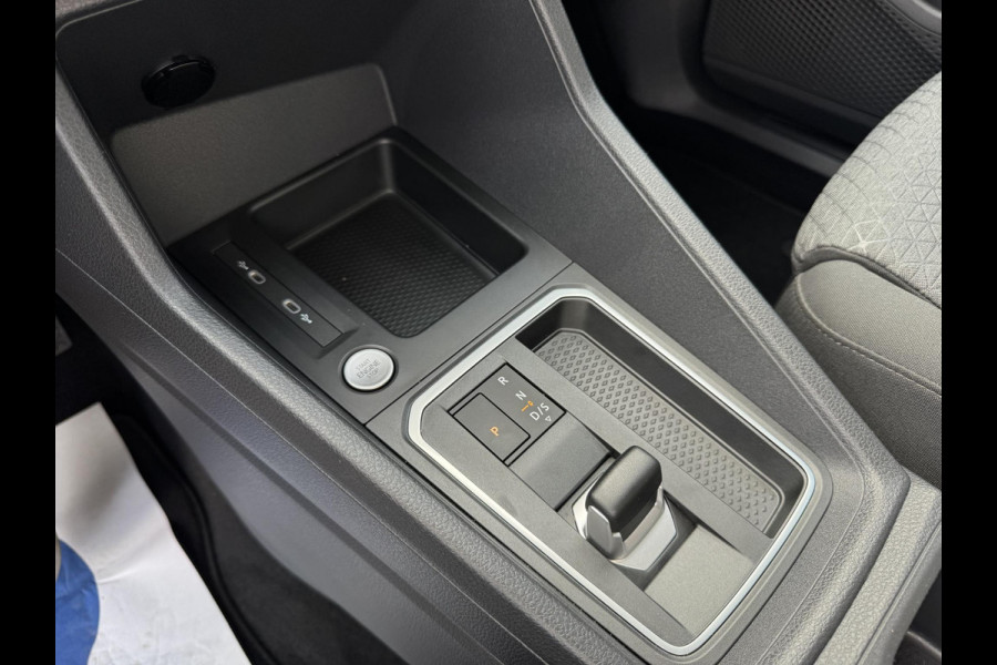 Ford Tourneo Connect 1.5 EcoBoost PHEV L2 Limited 150pk  | 116km WLTP range Elektrisch |  AGR Stoelen | Winterpack | 7 persoons | Adaptieve cruise | Achteruitrijcamera | Navigatiesysteem | All Weather banden | Verlengde fabrieksgarantie tot 12-2029
