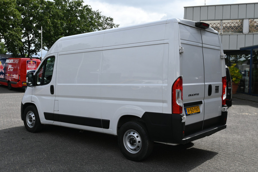 Fiat Ducato L2H2 2.2 MultiJet 140 pk 3.5t Camera, Cruise control, 270 Graden deuren