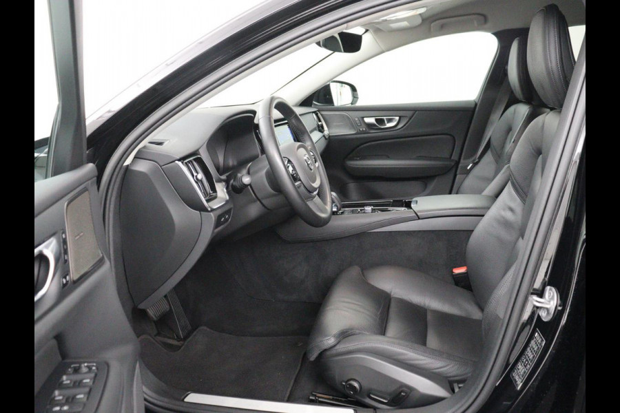 Volvo V60 2.0 T6 Plug-in hybrid AWD Core Bright | SOH 97.0% | Leder | Harman/Kardon | 360 camera | Stuur/stoel verwarming | Carplay | Climate control | Memory | Full LED |