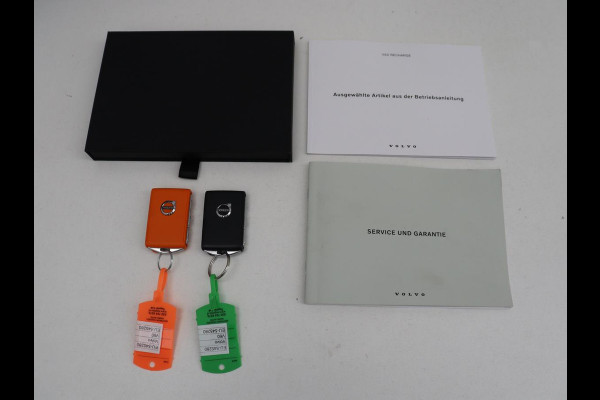 Volvo V60 2.0 T6 Plug-in hybrid AWD Core Bright | SOH 97.0% | Leder | Harman/Kardon | 360 camera | Stuur/stoel verwarming | Carplay | Climate control | Memory | Full LED |