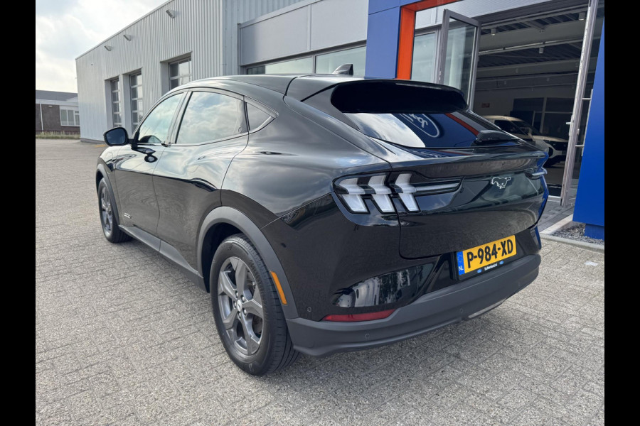 Ford Mustang Mach-E Extended RWD 98 kWh 294pk | Technology Pack | Afneembare Trekhaak