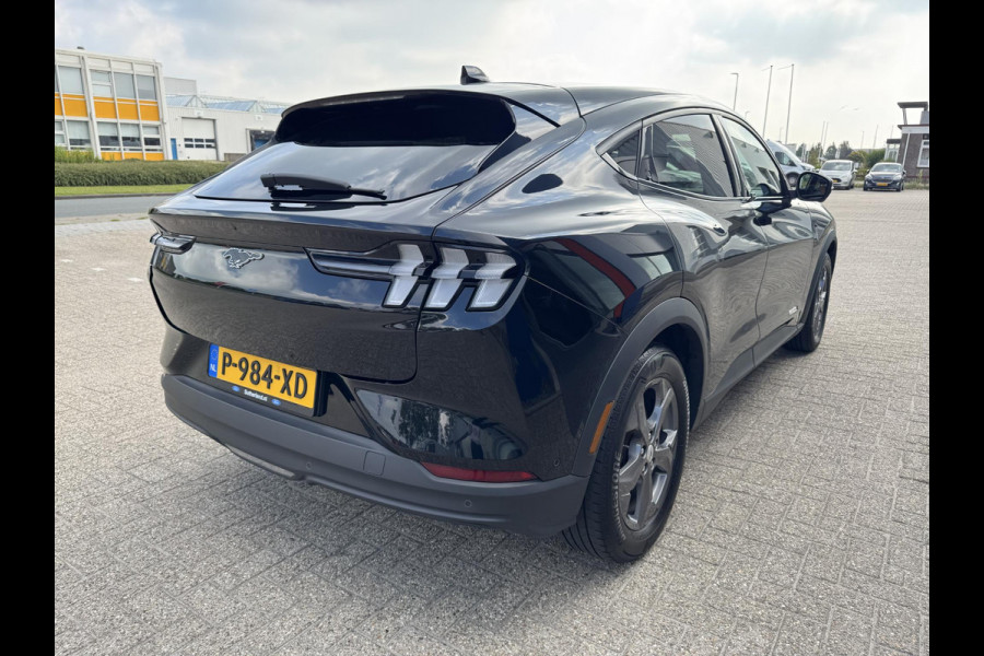 Ford Mustang Mach-E Extended RWD 98 kWh 294pk | Technology Pack | Afneembare Trekhaak